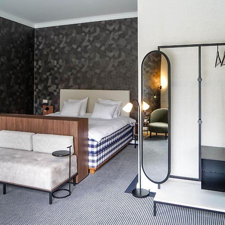 Central Park Voorburg - Relais & Chateaux Екстериор снимка
