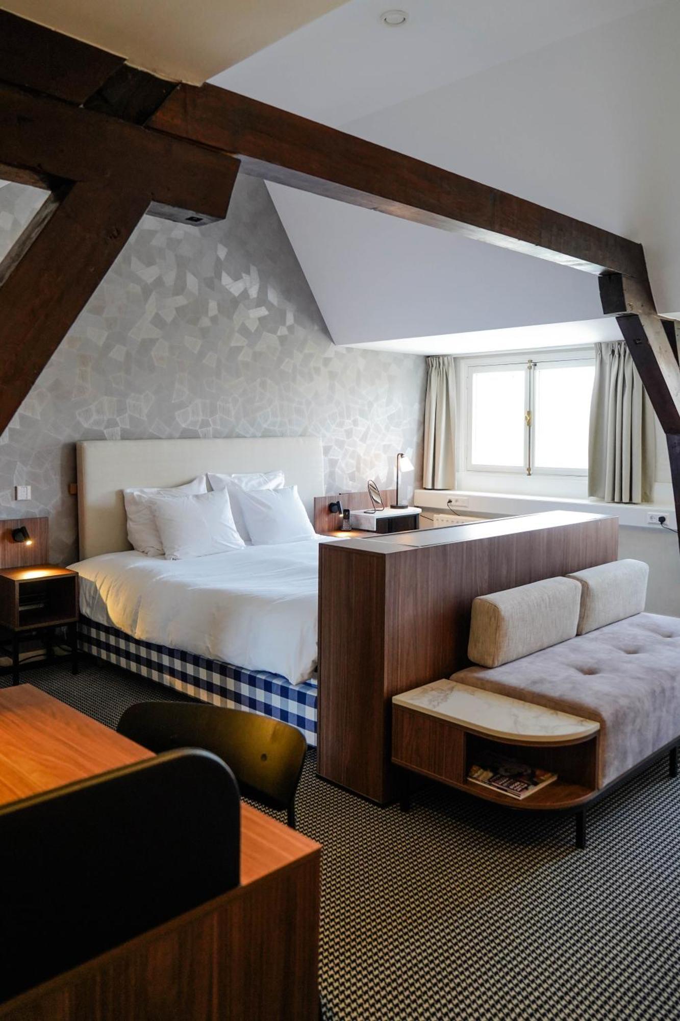 Central Park Voorburg - Relais & Chateaux Стая снимка