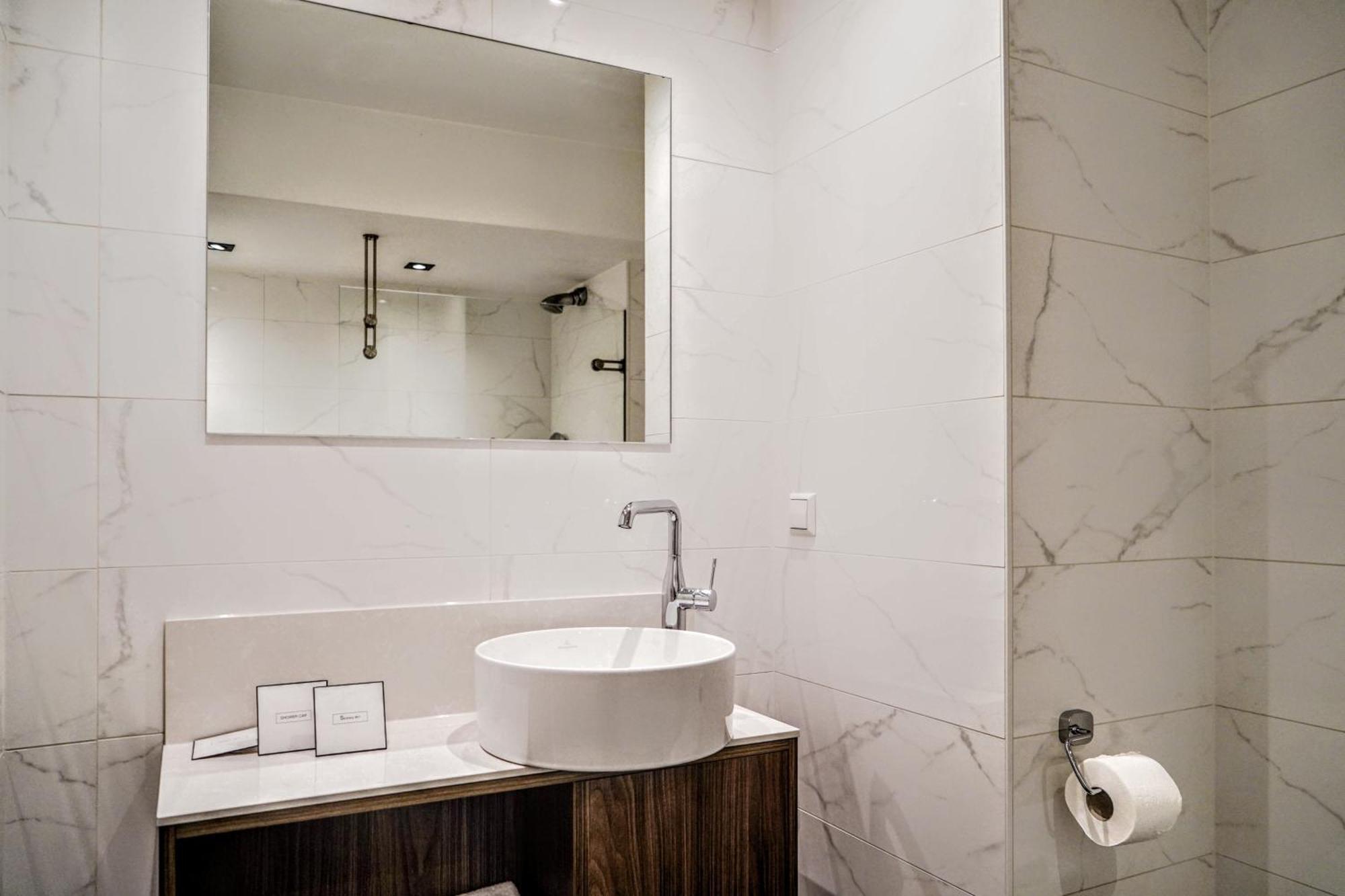 Central Park Voorburg - Relais & Chateaux Екстериор снимка