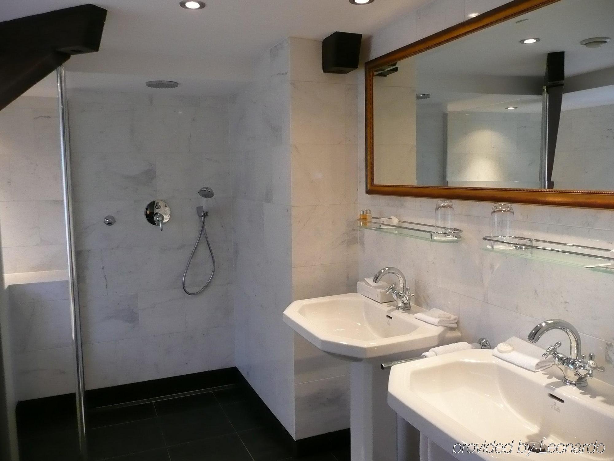 Central Park Voorburg - Relais & Chateaux Стая снимка